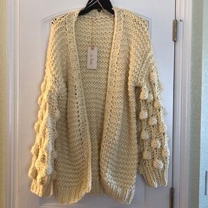 Cream cardigan size S/M